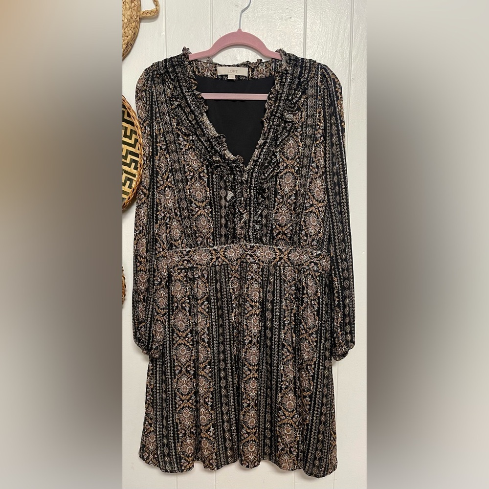 Loft Shimmer Ruffle V-Neck Flare Dress Size 14 STYLE #
755755